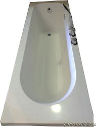 Fiinn 7007-42 Акриловая ванна с системой гидромассажа и врезным смесителем 170х70