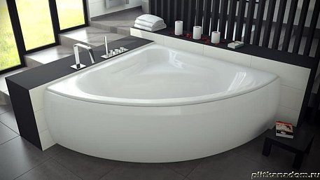 Besco Mia Акриловая ванна 130x130