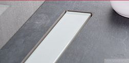 Confluo Frameless Line 750 White Glass Линейный трап PESTAN